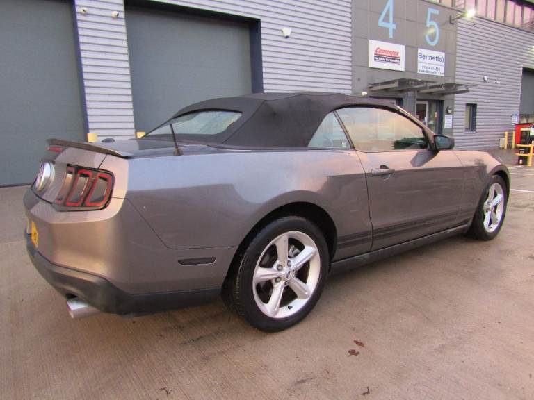 Ford Mustang 3 7 V6