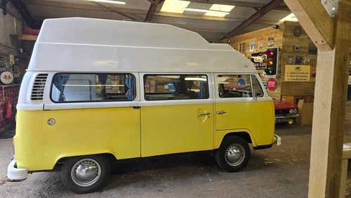 Volkswagen High Top - Camper