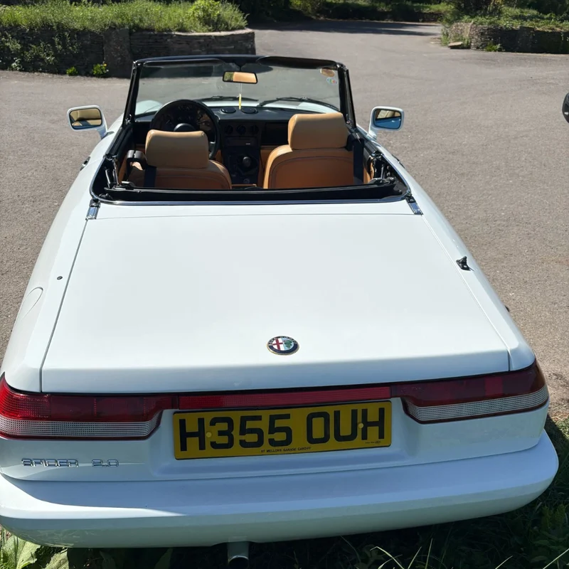 Alfa Romeo Spider Pininfarina Petrol