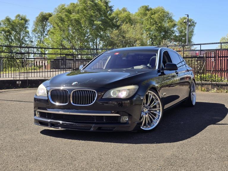 Bmw 7 Series 750Li V8