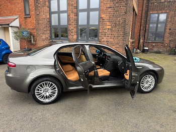Alfa Romeo Other 2011 94