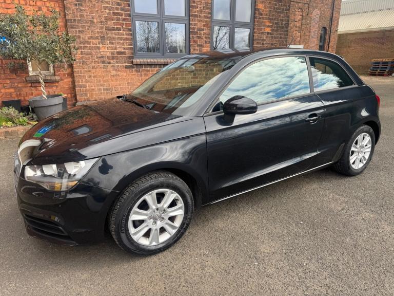 Audi A1 - 1 2
