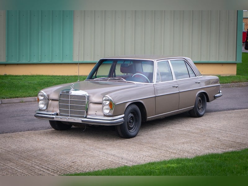 Mercedes-Benz W109 300 Sel