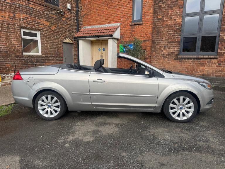Ford Focus Convertible Full S