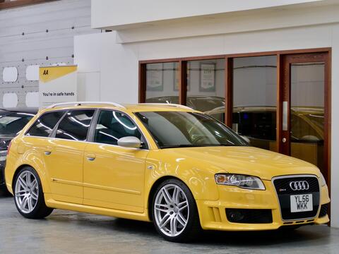 Audi Rs4 Avant4 2 V8