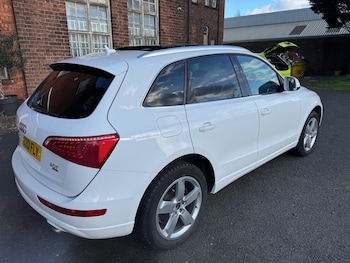 Audi Q5 2025 60