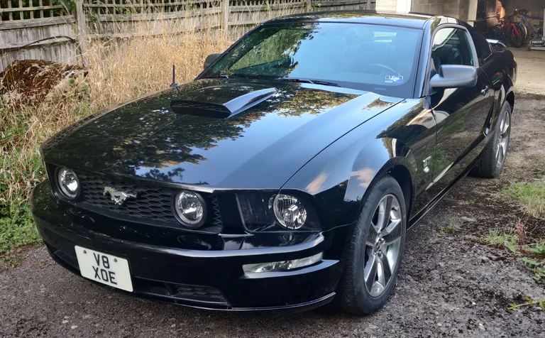 Ford Mustang Gt In Black
