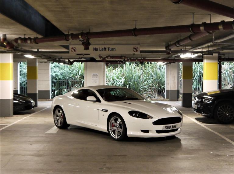 Aston Martin Db9 Coupe