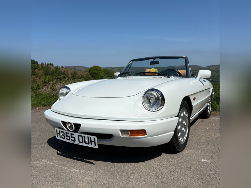 Alfa Romeo Spider Pininfarina Petrol