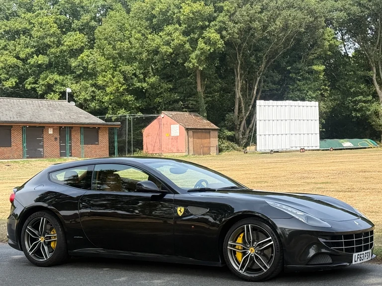 Ferrari Ff 6 3 V12
