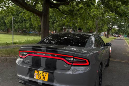 Dodge Charger R T 5