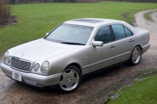 Mercedes-Benz Benz E Class4 2