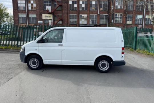 Volkswagen Transporter T5 1 A
