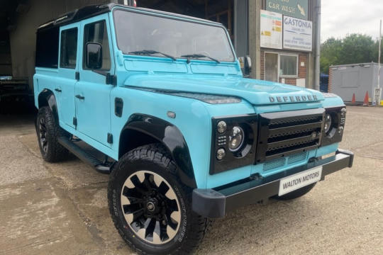 Land Rover 110 County Station Wagon