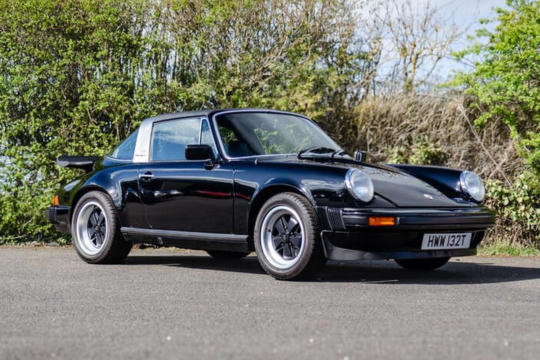 Porsche 911 Taraga