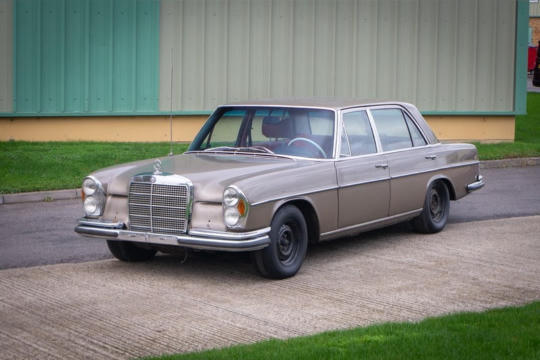 Mercedes-Benz W109 300 Sel 6