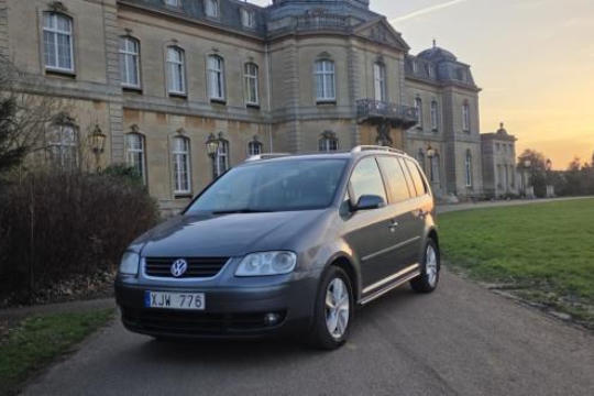 Volkswagen Touran 2 0 Petrol