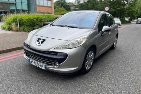 Peugeot 207 1 6 Hdi