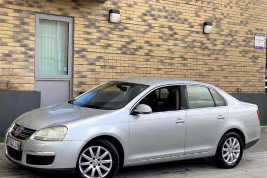 Volkswagen Jetta 1 6 Fsi