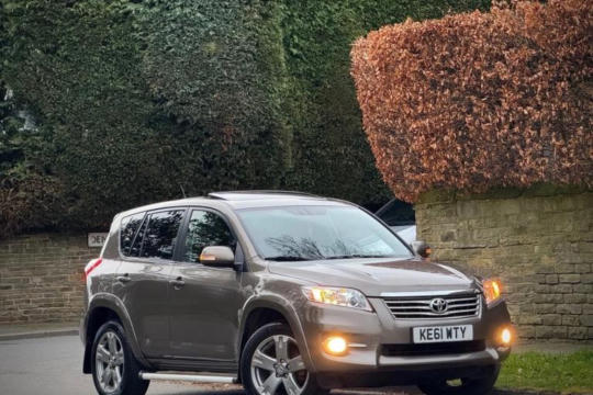 Toyota Rav4 2 2 D4-D