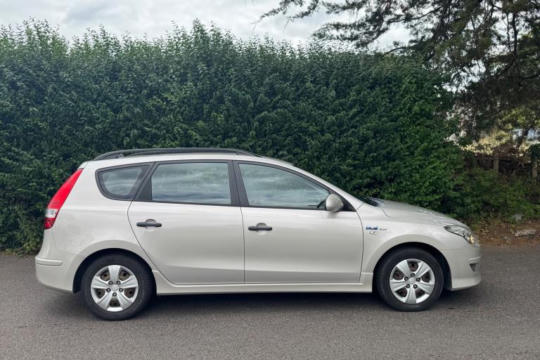 Hyundai I30 1 6 Crdi