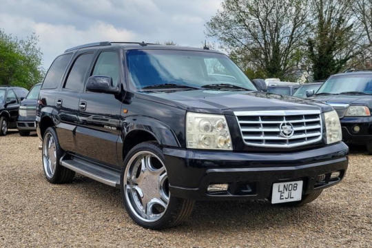 Cadillac Escalade 6 0 V8
